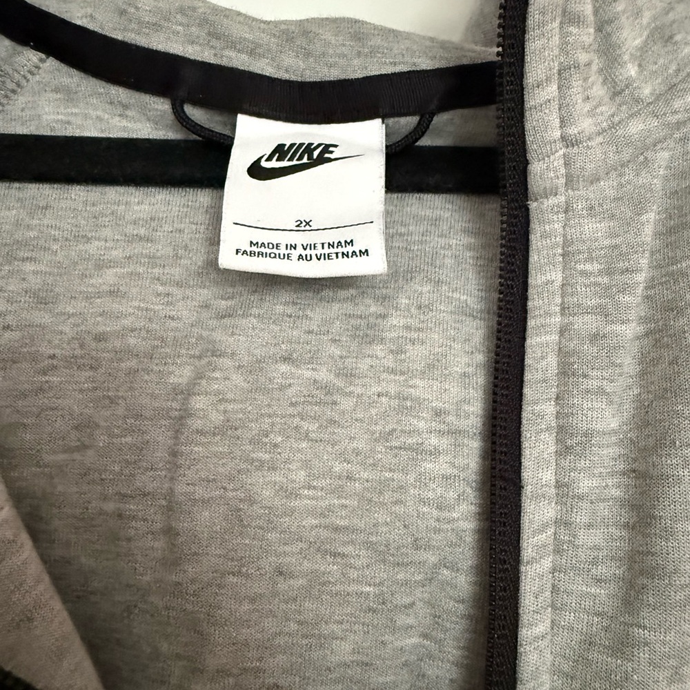 Nike Tech Heather Gray Full-Zip Jacket - image 3